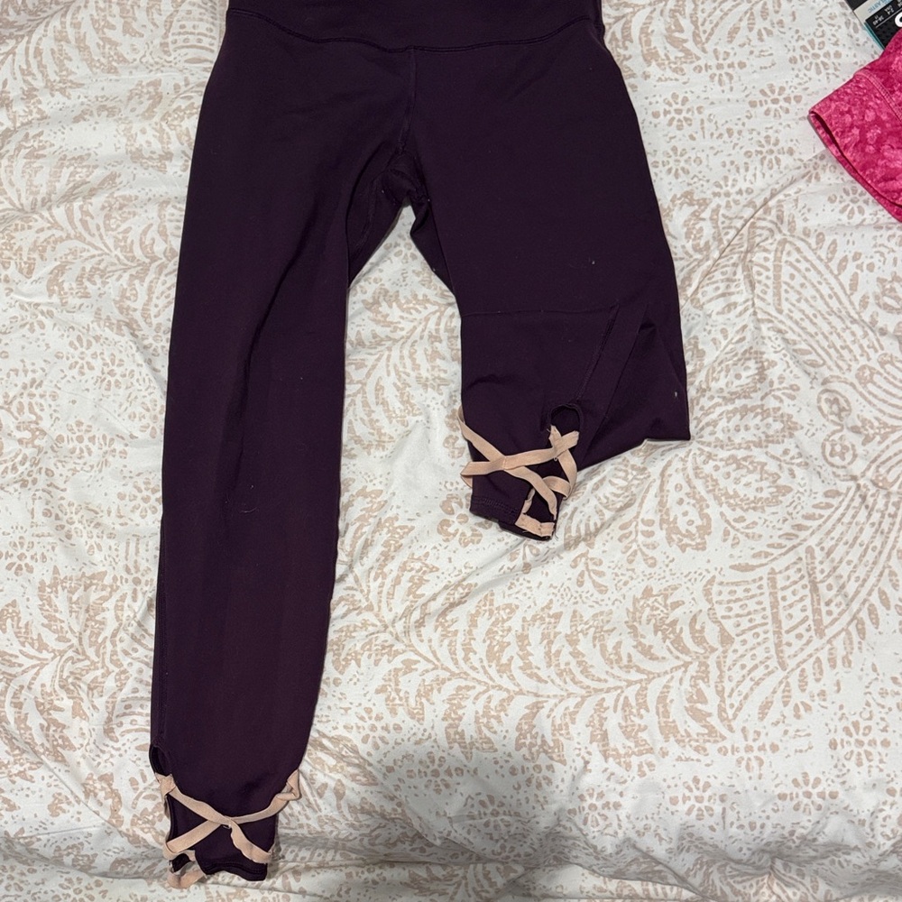 Old Navy Purple Leggings with Pink Bow Details